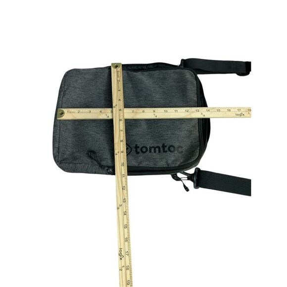 Nice TOMTOC Laptop Shoulder Bag for 16 Inch Macbook Pro Surface Book 3/2, Dell - Picture 13 of 13